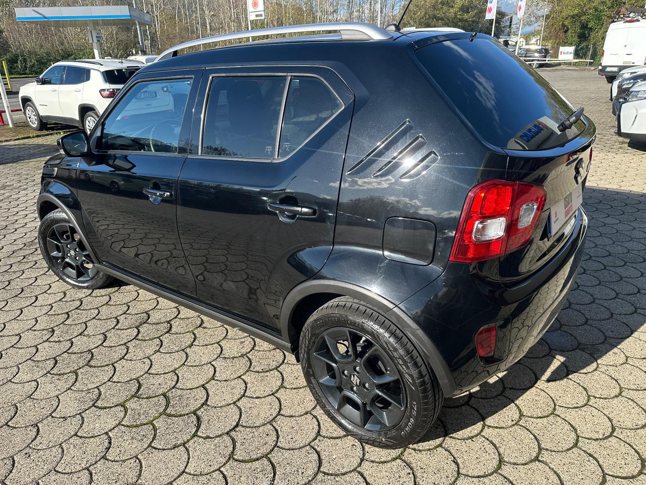 Suzuki Ignis 1.2 Hybrid Top