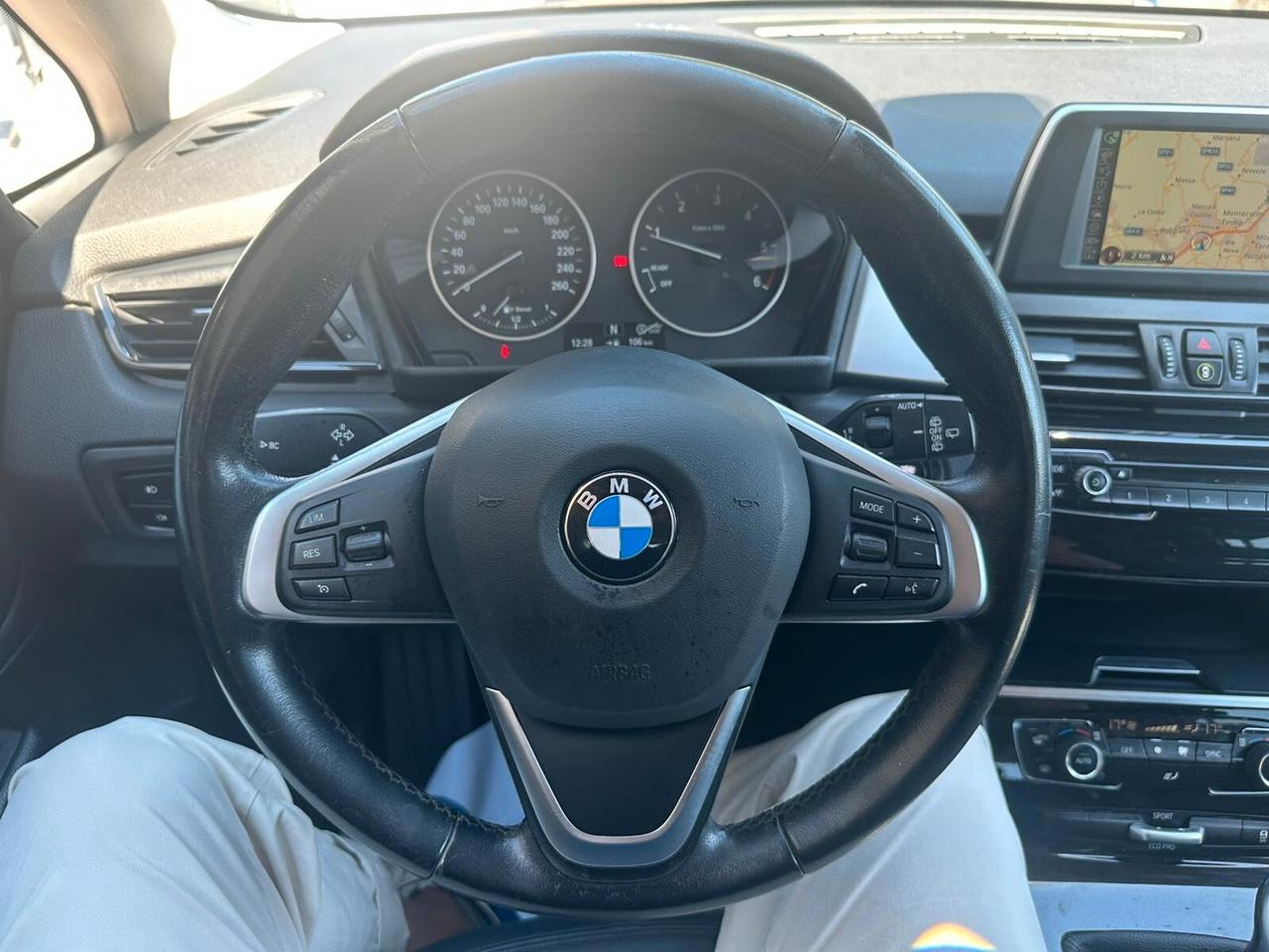 Bmw 2er Active Tourer 218d Advantage