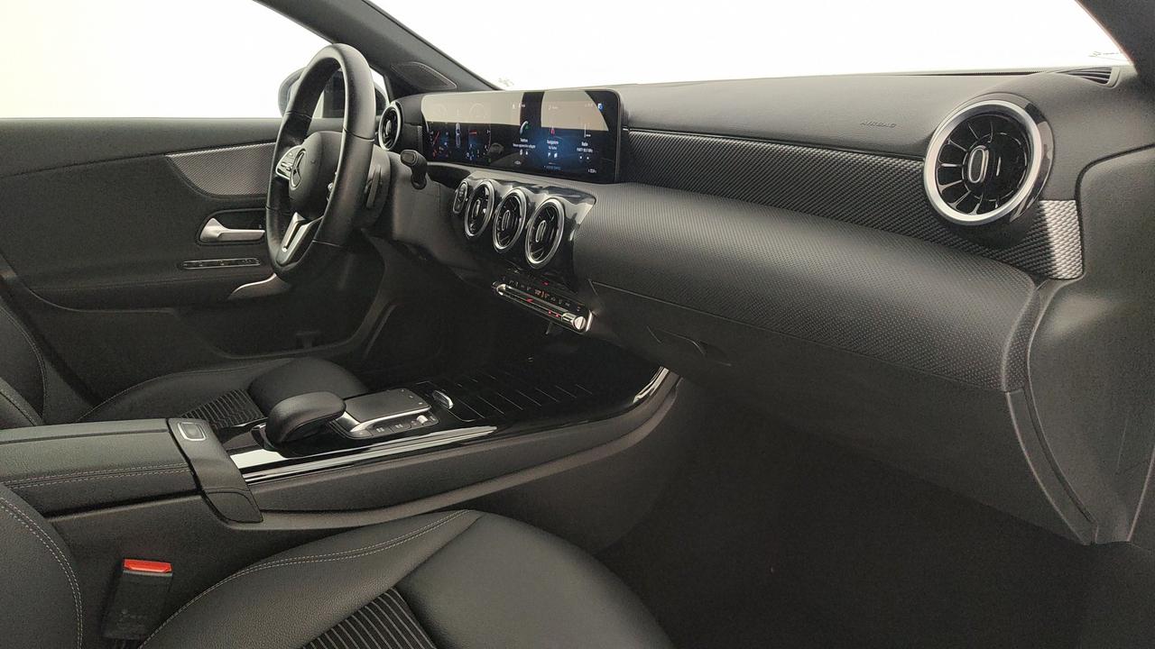 Mercedes-Benz A 180 d Sport auto