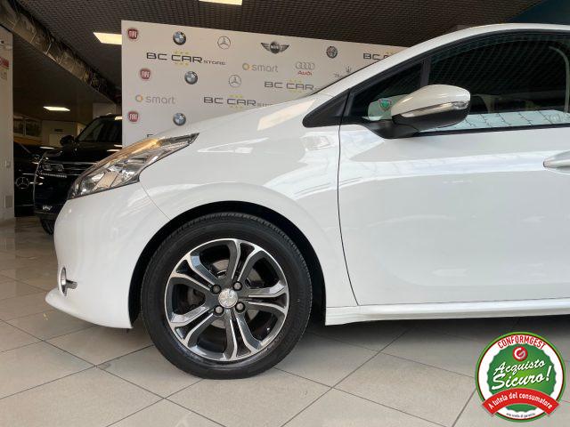 PEUGEOT 208 1.4 95cv 5p. Benz/GPL Allure