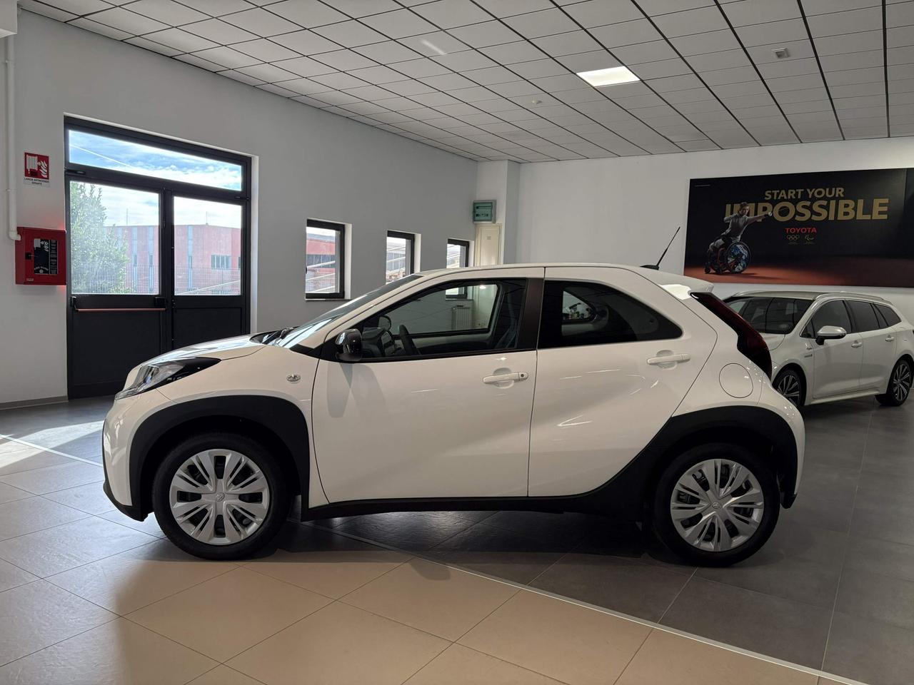 Toyota Aygo X 1.0 Active 72cv