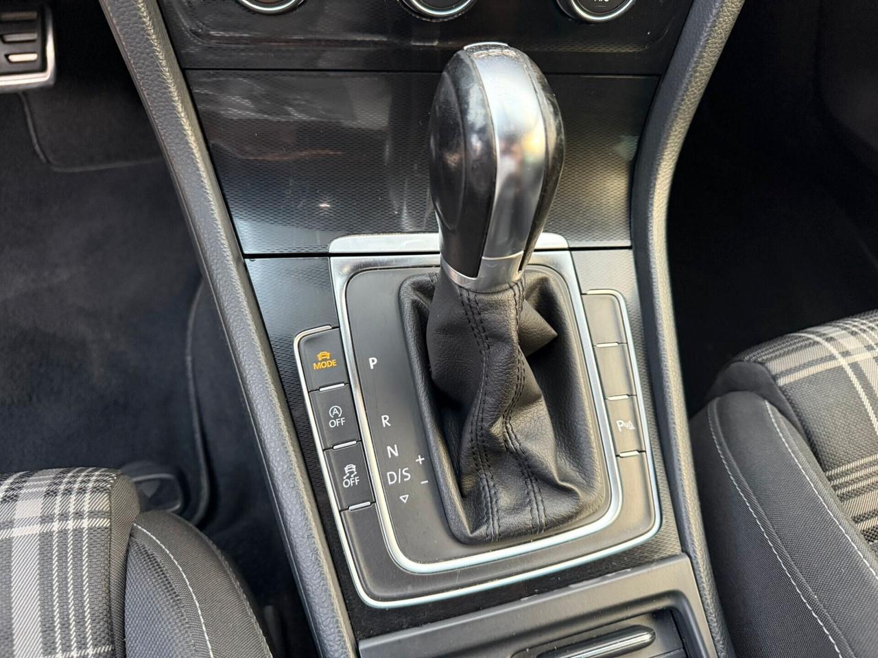 Volkswagen Golf 7 GTD DSG 2.0 Tdi 184Cv