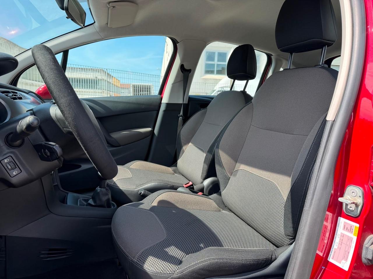 Citroen C3 1.2 VTi 82 Exclusive 124000 KM