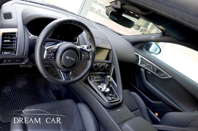 JAGUAR F-Type 2.0 aut. Coupé R-Dynamic Black Edition