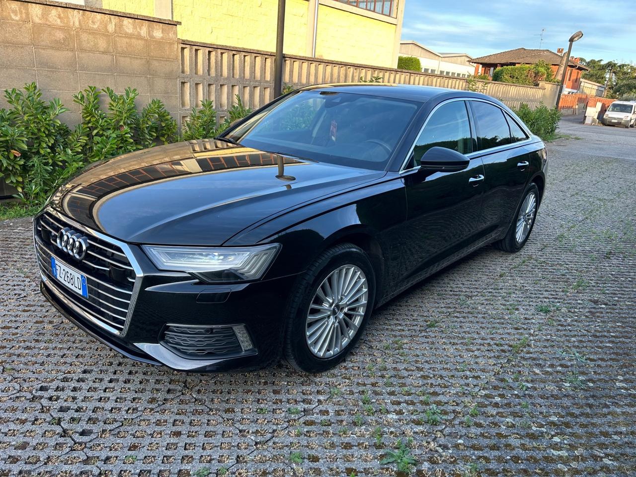 Audi A6 35 2.0 TDI S tronic Business Plus