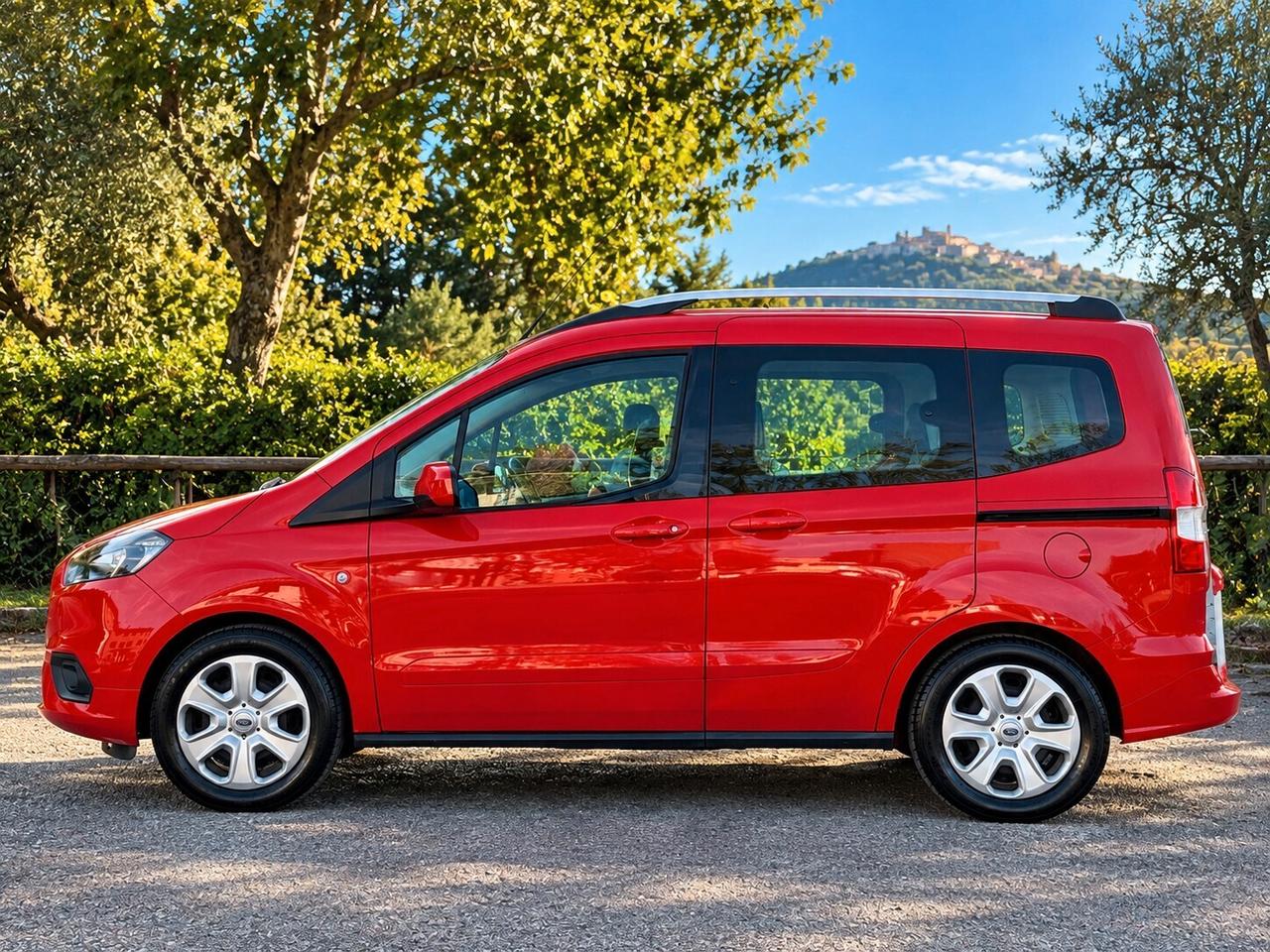Ford Tourneo Courier 1.0 EcoBoost 100 CV Plus