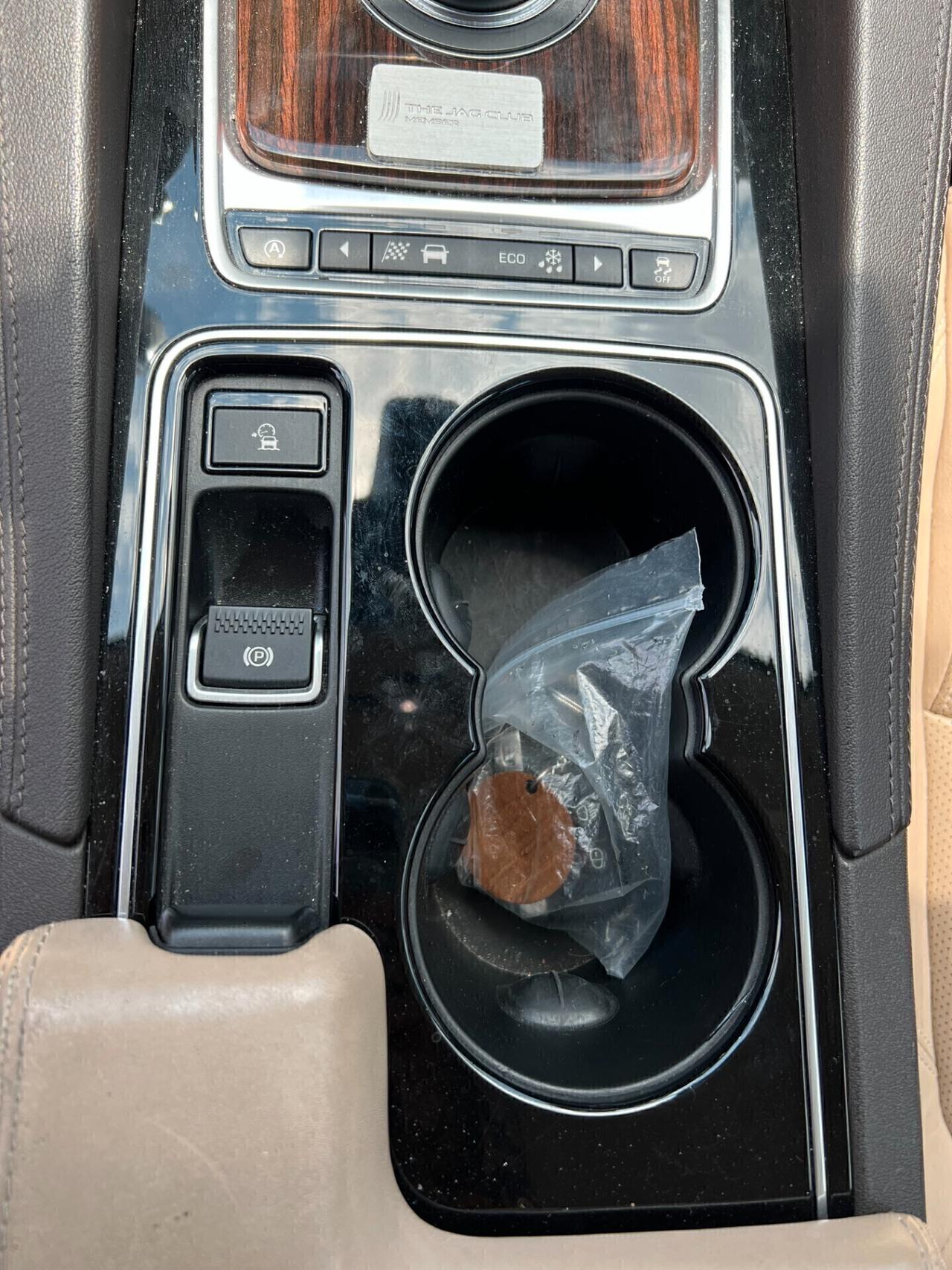 JAGUAR F-PACE 180CV AUT. PRESTIGE - 2016