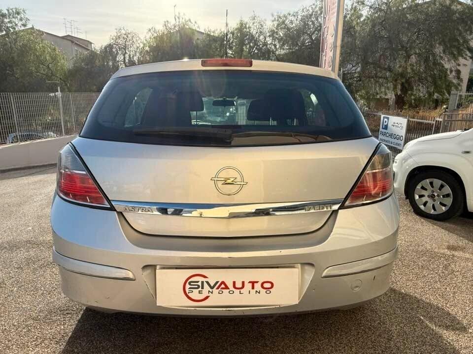 Opel Astra 1.7 CDTI 101CV 5 porte Enjoy