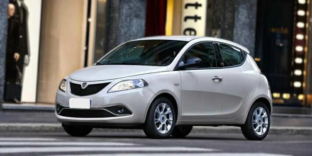 Lancia Ypsilon