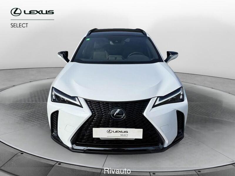 Lexus UX Hybrid Design