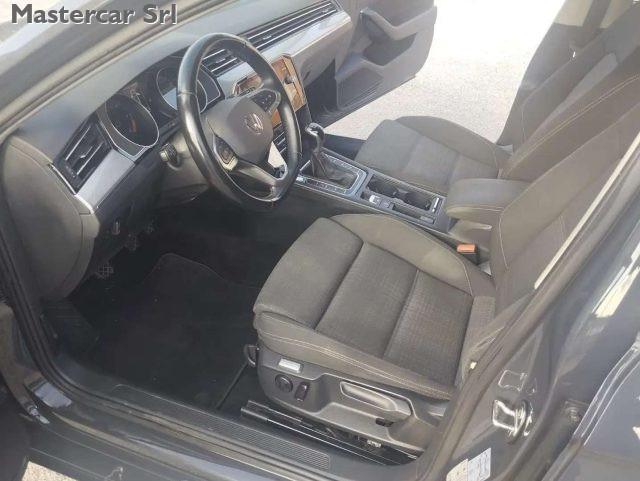 VOLKSWAGEN Passat Variant 2.0 tdi 150cv Business SCR EVO - GD114TJ