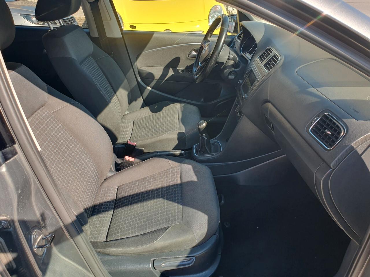 Volkswagen Polo 1.4 TDI 5p. Confortline Neopatent 2017
