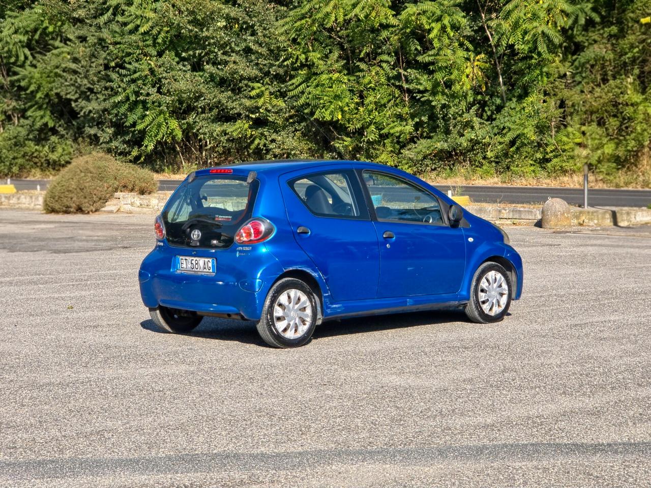 Toyota Aygo 1.0 12V VVT-i 5 porte Active Connect CV-68 E5B Manuale NEO 2013