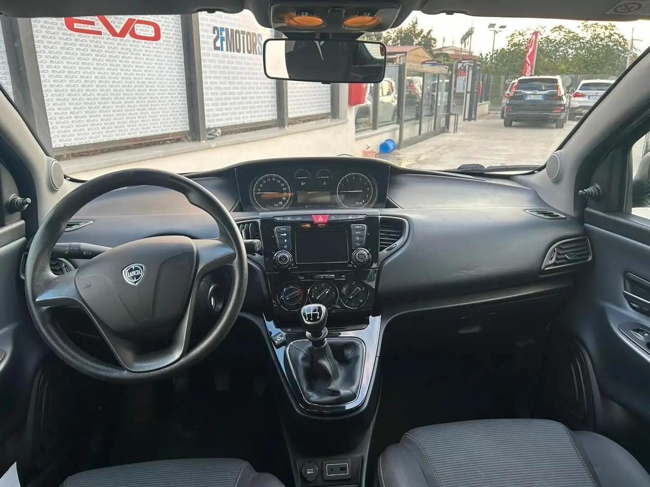 Lancia Ypsilon 1.2 Gold ecochic Gpl 69cv my16