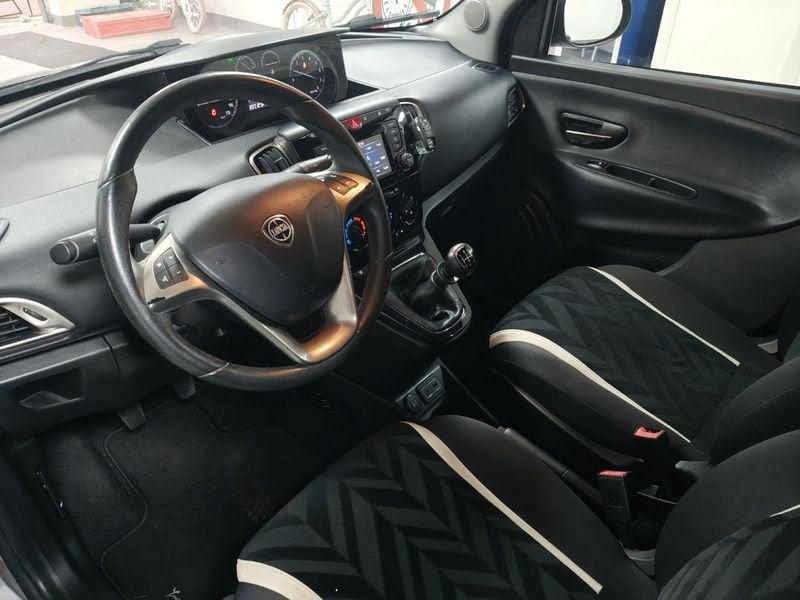 Lancia Ypsilon Ypsilon 1.2 69 CV 5 porte Gold