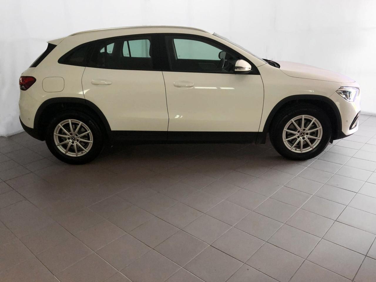 Mercedes-benz GLA 180 GLA 180 d Automatic Business Extra