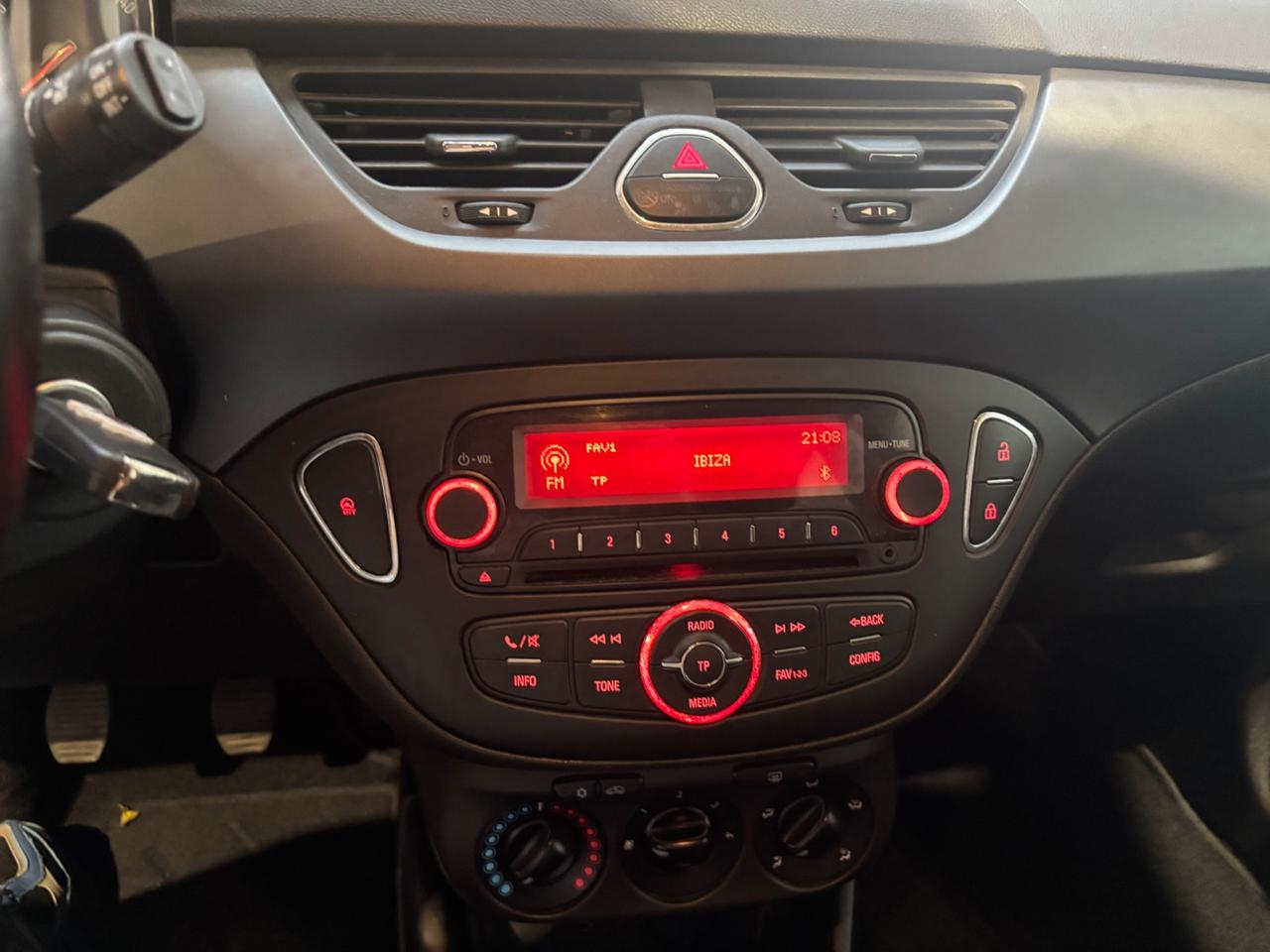 Opel Corsa 1.2 5 porte n-Joy