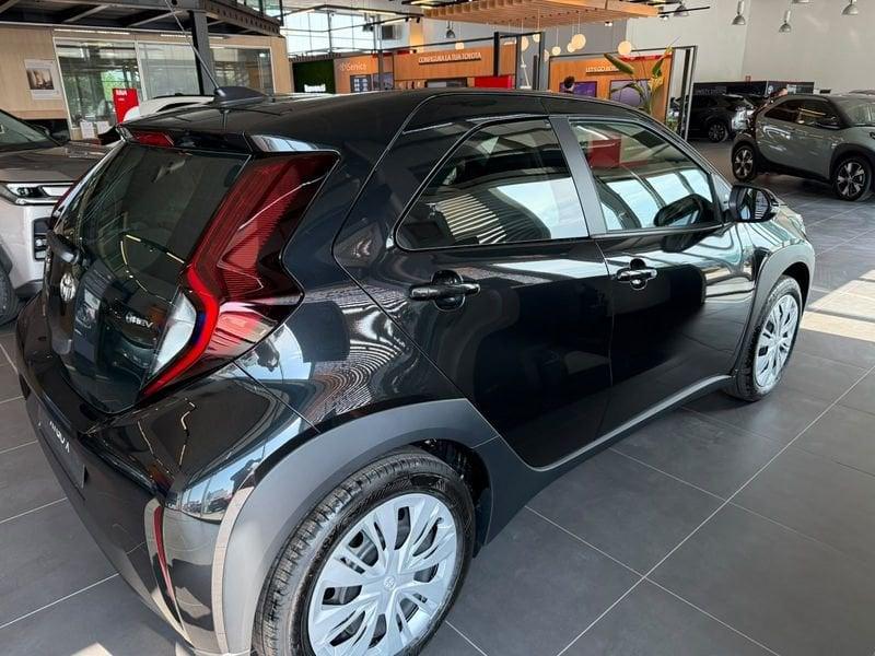 Toyota Aygo X 1.5 HYBRID 115 CVT