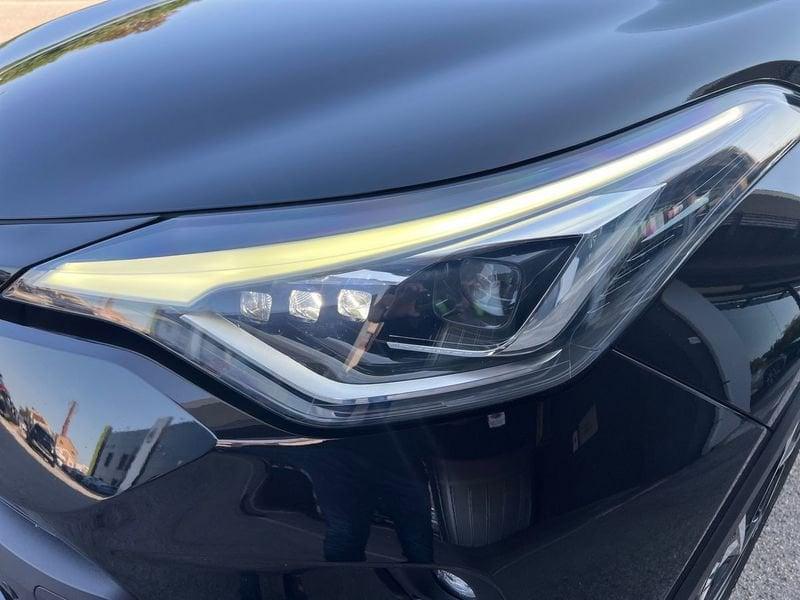 Toyota C-HR 1.8 Hybrid Trend E-CVT