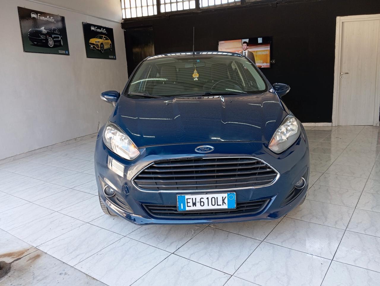 Ford Fiesta 1.4 benz / GPL 2014 CON GARANZIA