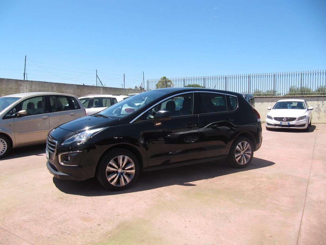 Peugeot 3008 BlueHDi 120 EAT6 S&S Active - AUTOCARRO