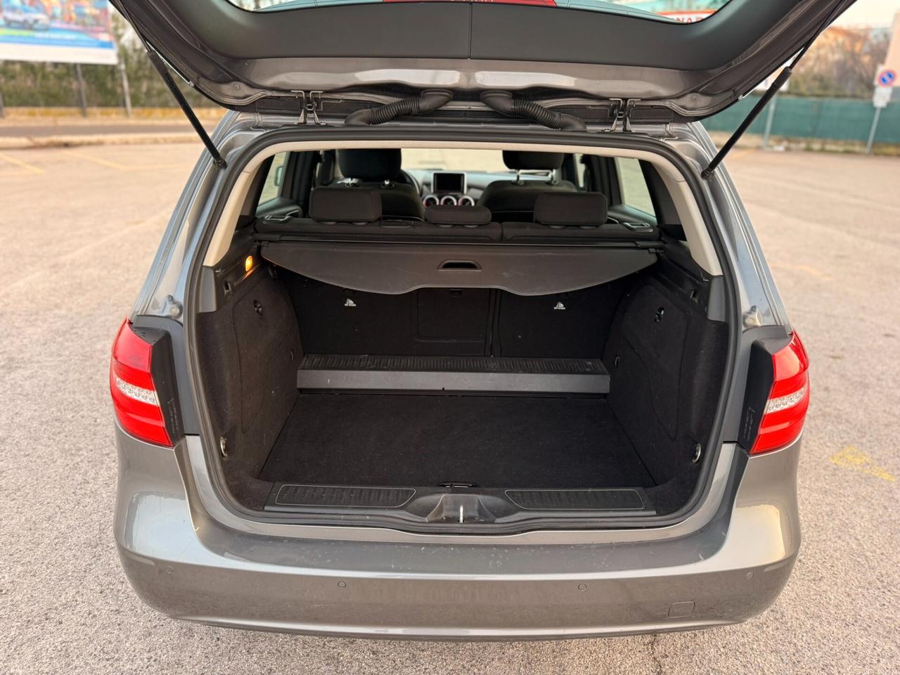 Mercedes Classe B GARANZIA DI 12 MESI