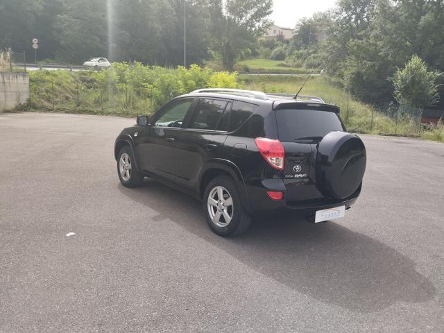 TOYOTA RAV 4 Luxury 2.2 D-CAT