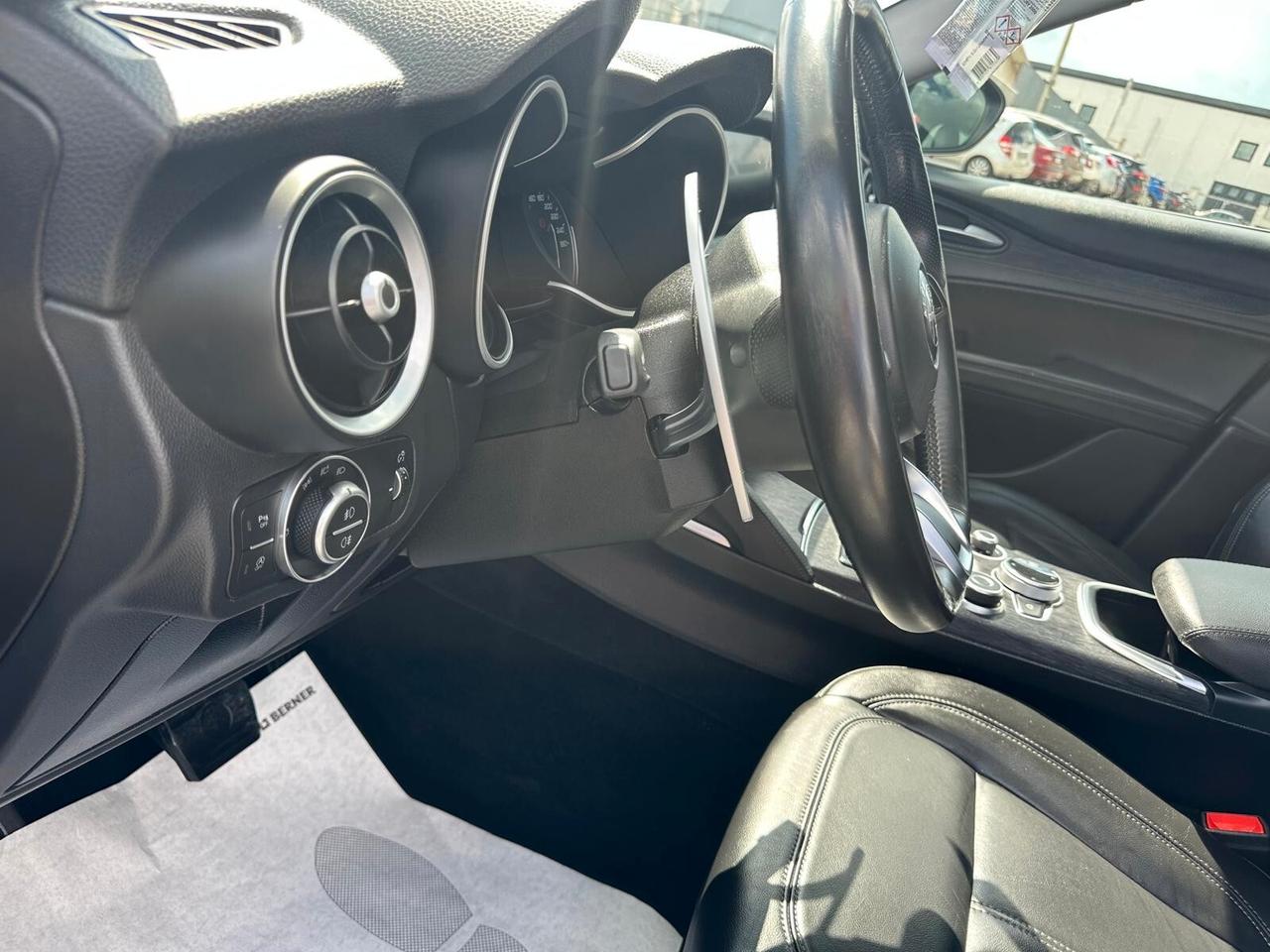 Alfa Romeo Stelvio 2.2 Turbodiesel 190 CV AT8 Q4 Super