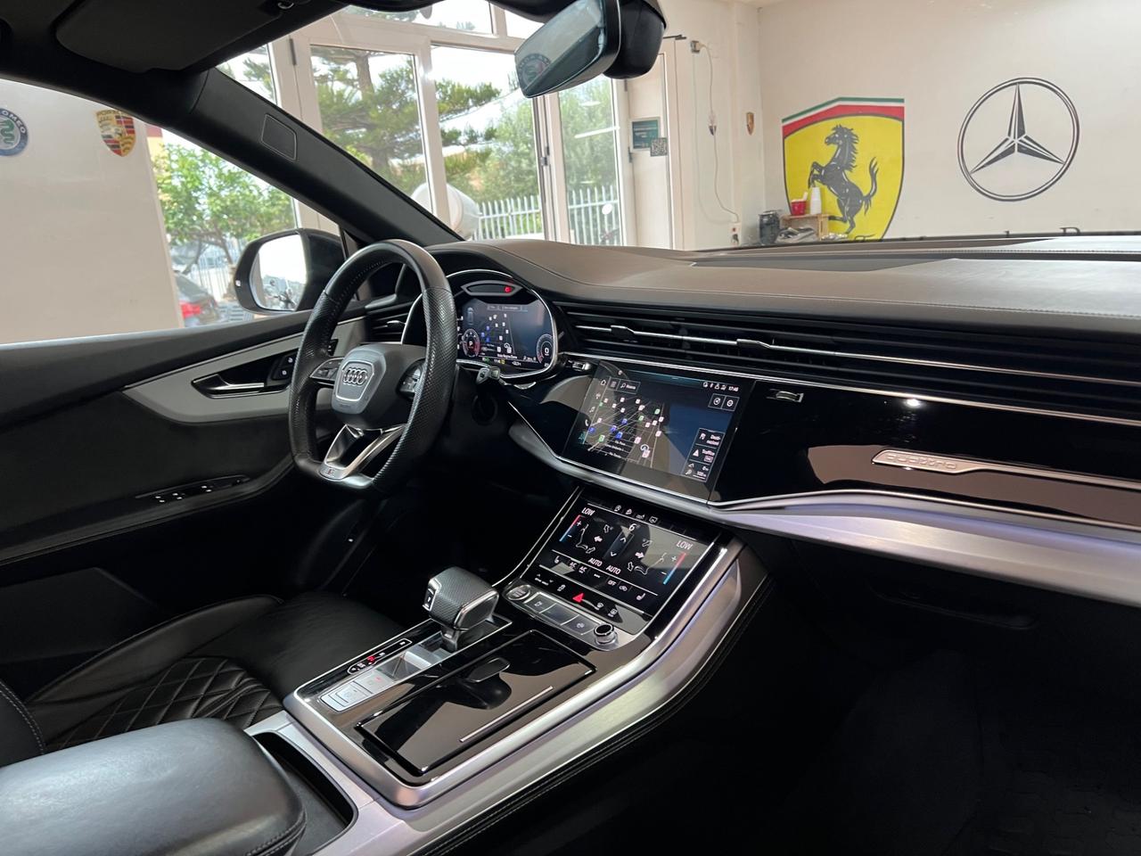 Audi Q8 50 TDI 286 CV quattro tiptronic Sport S line total black full optional