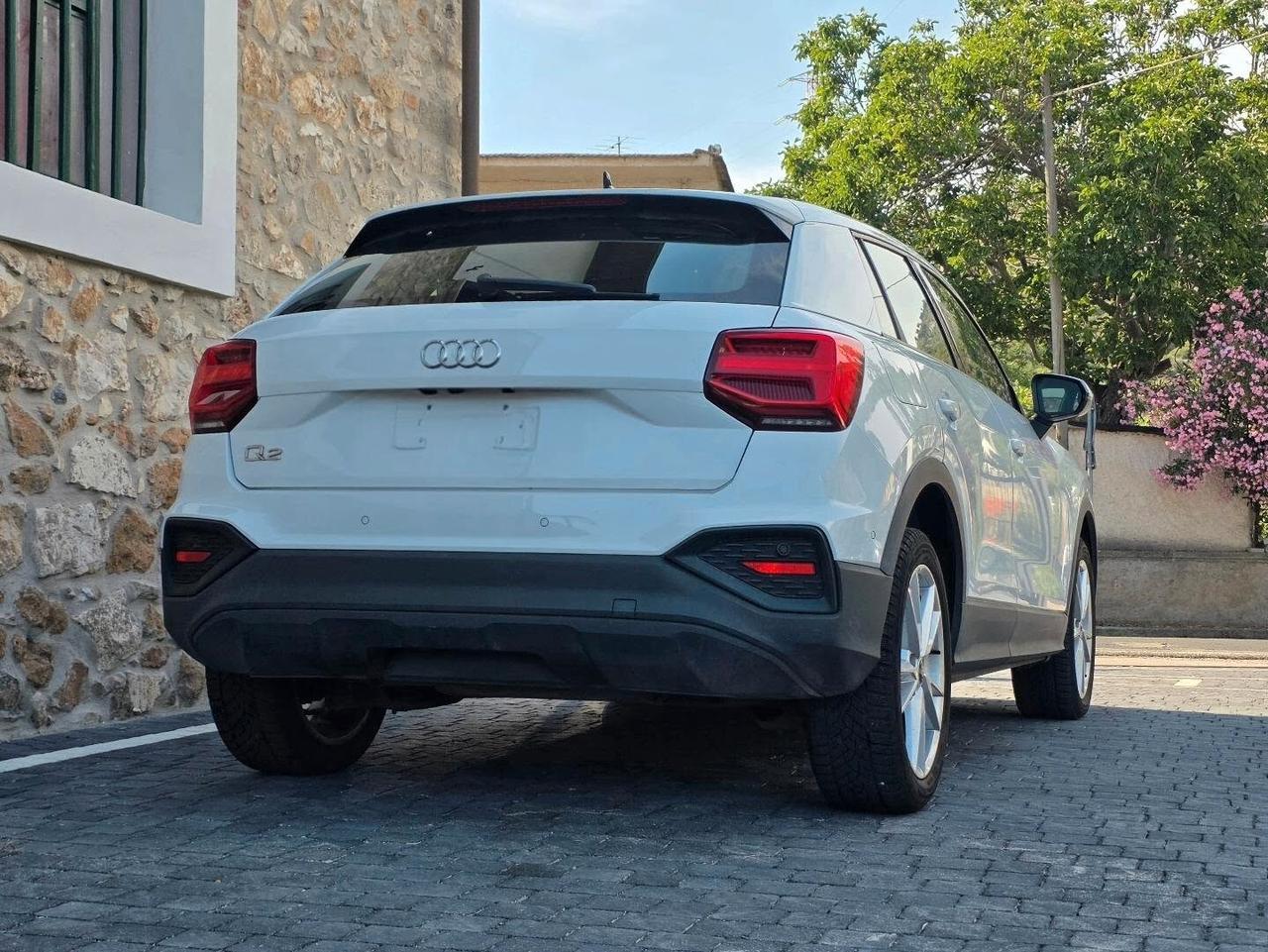Audi Q2 30 TDI S tronic Business