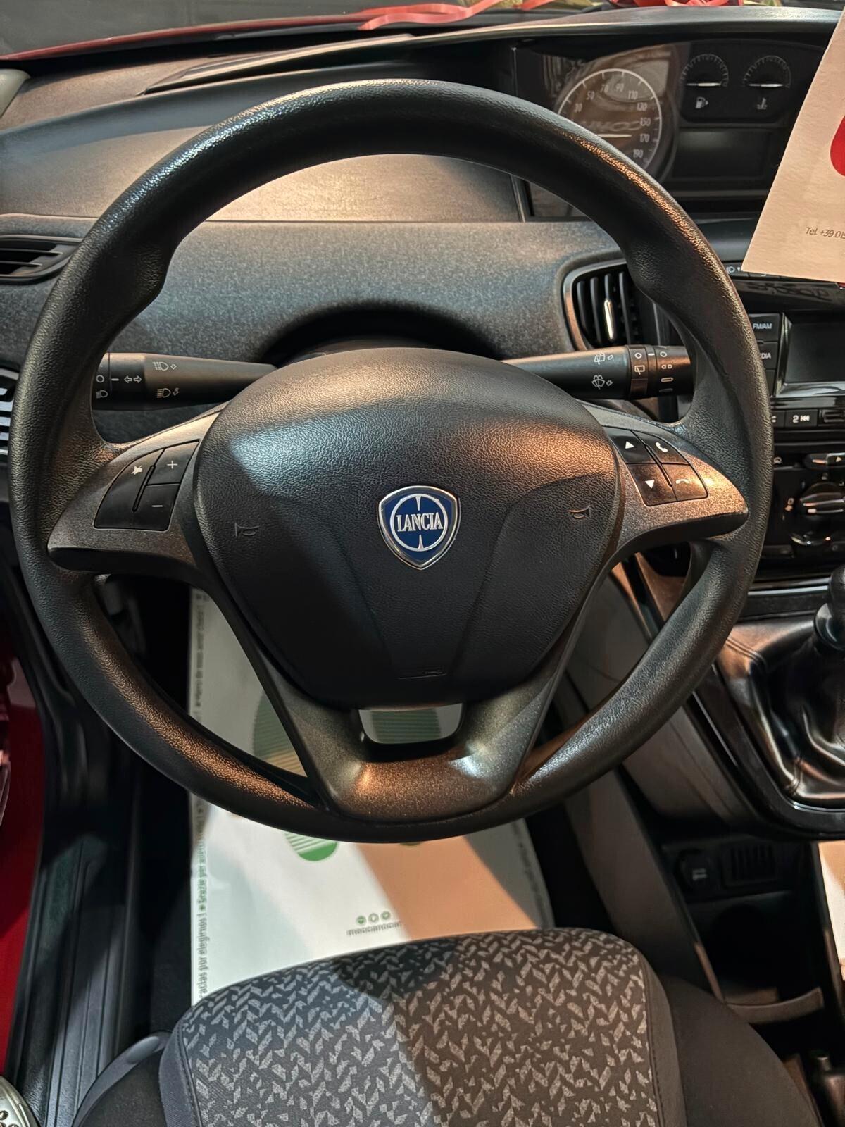 Lancia Ypsilon 1.2 69 CV 5 porte GPL Ecochic Gold