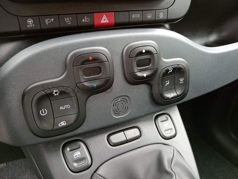 FIAT Panda Cross Panda 1.0 firefly hybrid Cross s&s 70cv 5p.ti