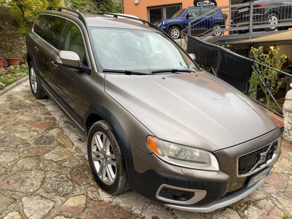 VOLVO XC70 D5 AWD Kinetic