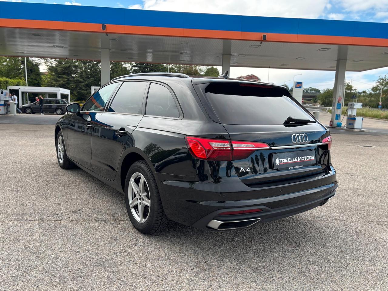 Audi A4 Avant 30 TDI/136 CV S tronic Business