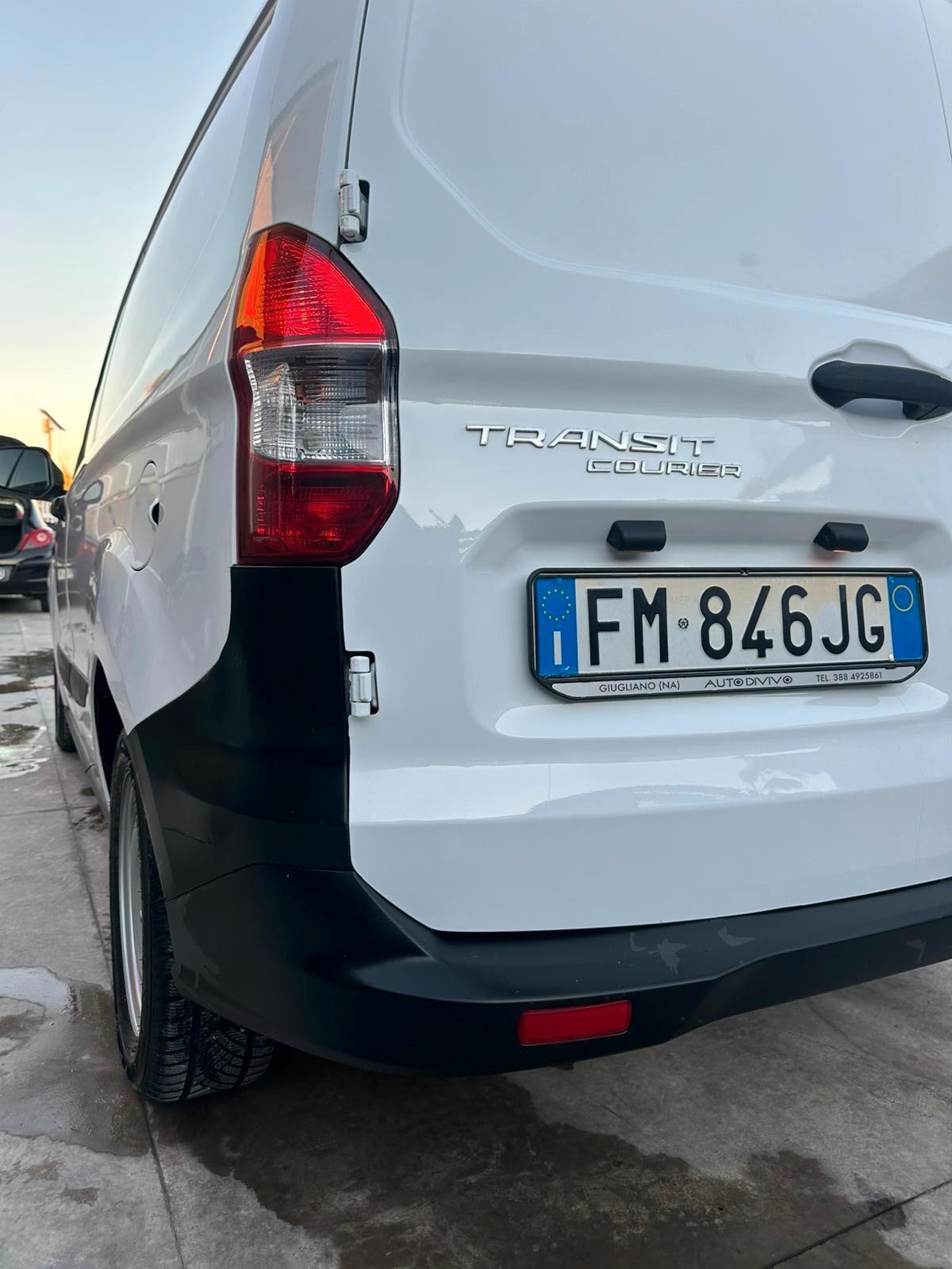 Ford Transit Courier 1.5 TDCi 75CV Van Entry