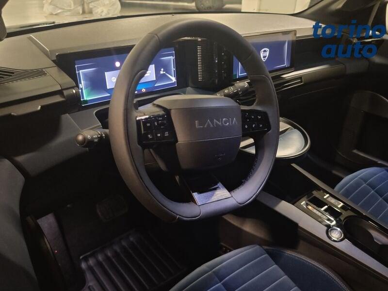Lancia Ypsilon Ibrida Ibrida Edizione Cassina e-DCT