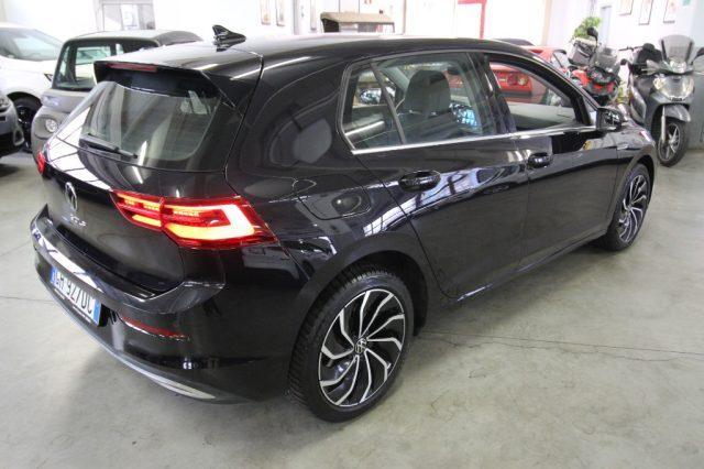 VOLKSWAGEN Golf 1.5 TGI DSG Style 130 CV