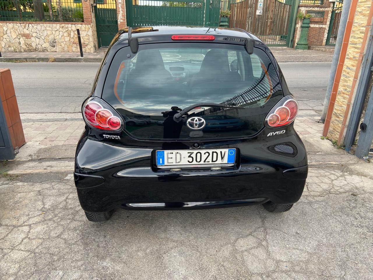 Toyota Aygo 1.0 12V VVT-i 5 porte 62.000 Km 4.900 €, a Pollena Trocchia ...