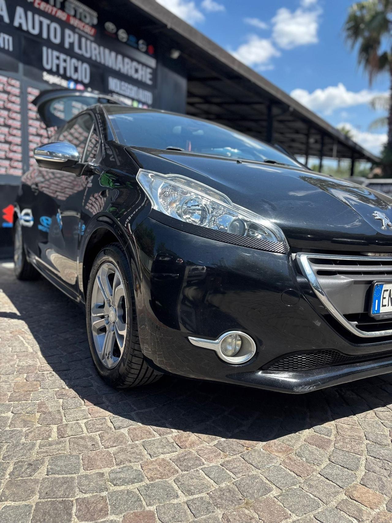 Peugeot 208 1.2 VTi 82 CV 3 porte Allure