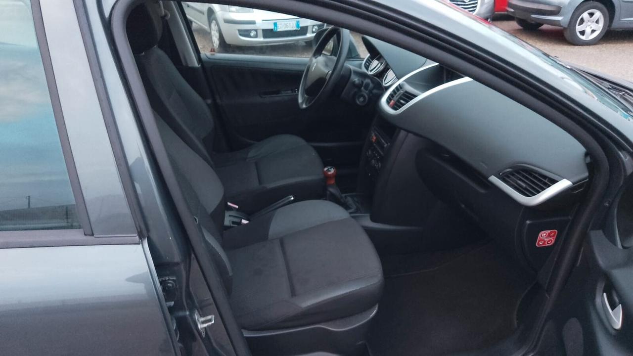 Peugeot 207 1.4 8V 75CV SW X Line ECO GPL