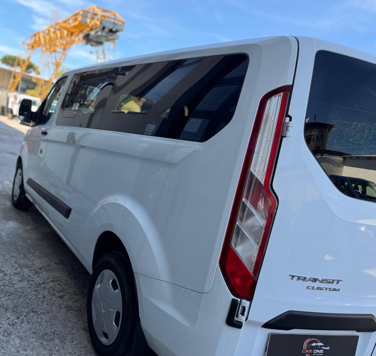 Ford Transit Custom Transit Custom 320 2.0 TDCi 130 PC Combi Trend