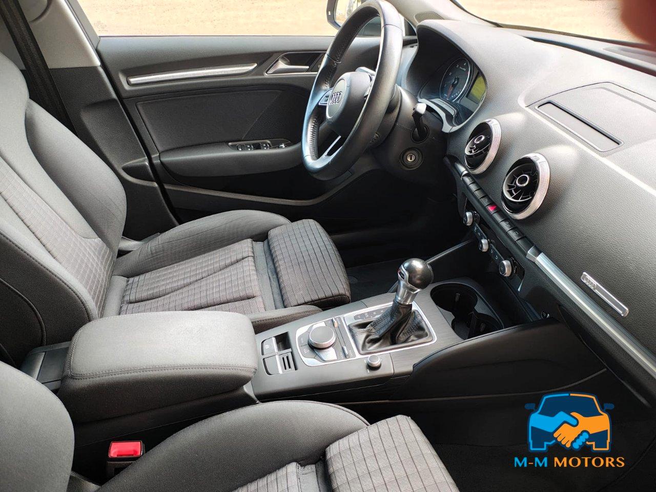 Audi A3 Sportback 30 1.6 tdi Business 116cv s-tronic