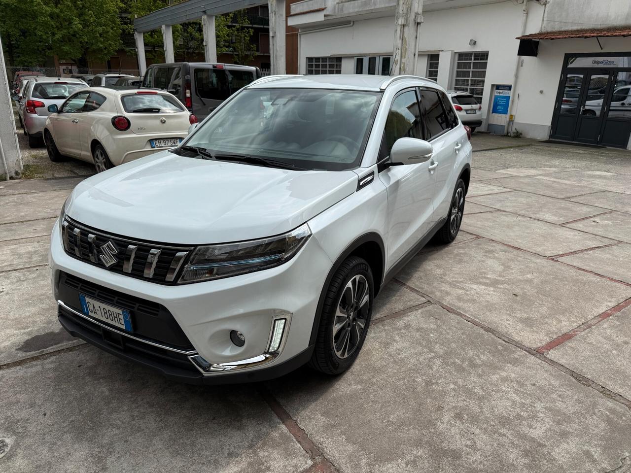 Suzuki Vitara 1.4 Hybrid Top