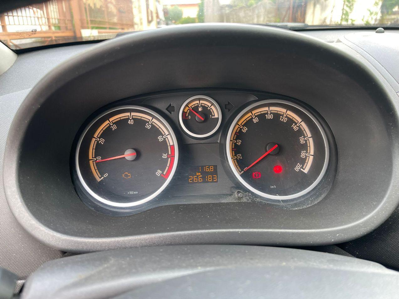 Opel Corsa 5 Porte Corsa 5p 1.2 Edition Gpl-tech 80cv LEGGI