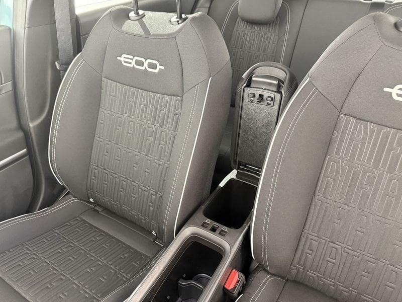 FIAT 600 1.2 Hybrid 145cv DCT MHEV