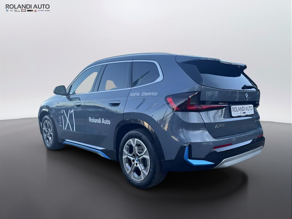 BMW iX1 30 xLine xDrive