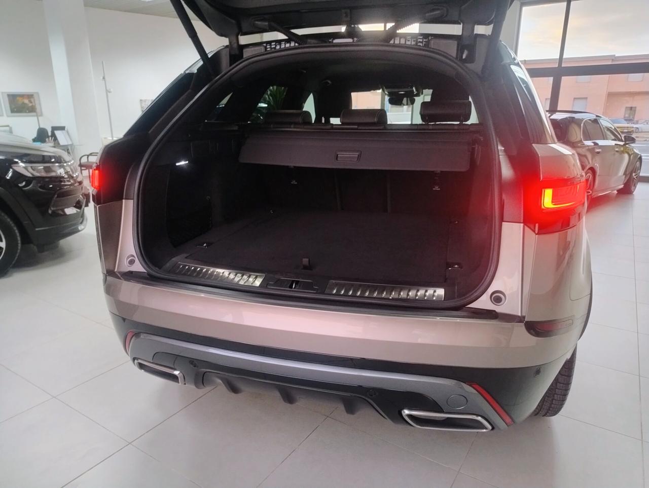 Land Rover Range Velar 3.0D l6 300 CV R-Dynamic SE