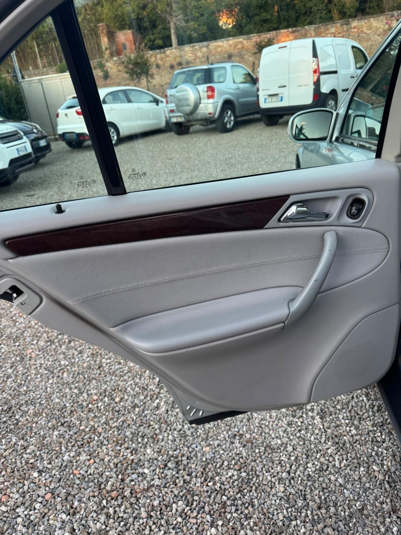 Mercedes-benz C 200 Kompressor Elegance UNICO PROPRIETARIO !!