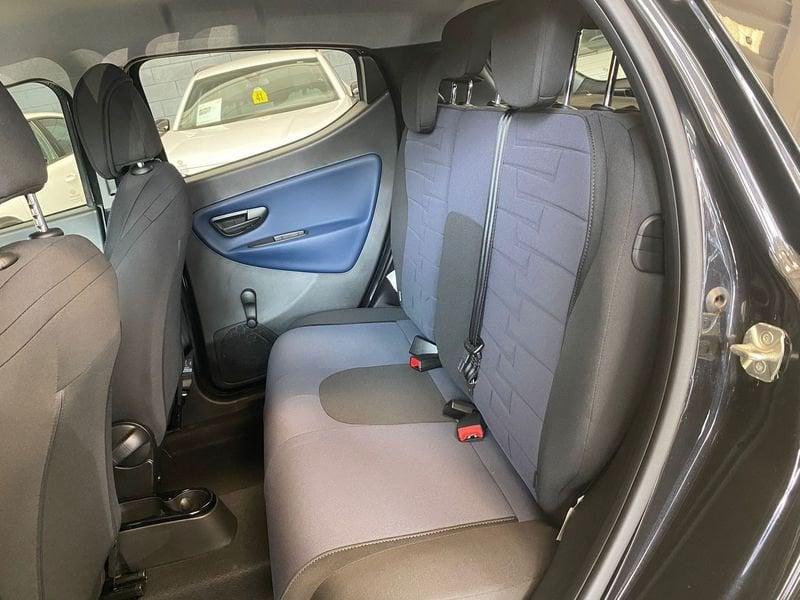 Lancia Ypsilon 1.0 FireFly 5 porte S&S Hybrid Platino - PROMO SIRONIAUTO+