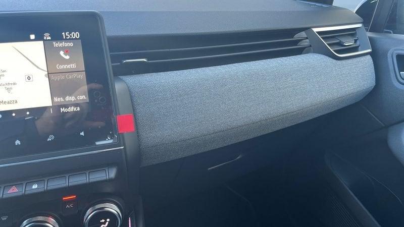 Renault Clio techno MY24 full hybrid E-Tech 145